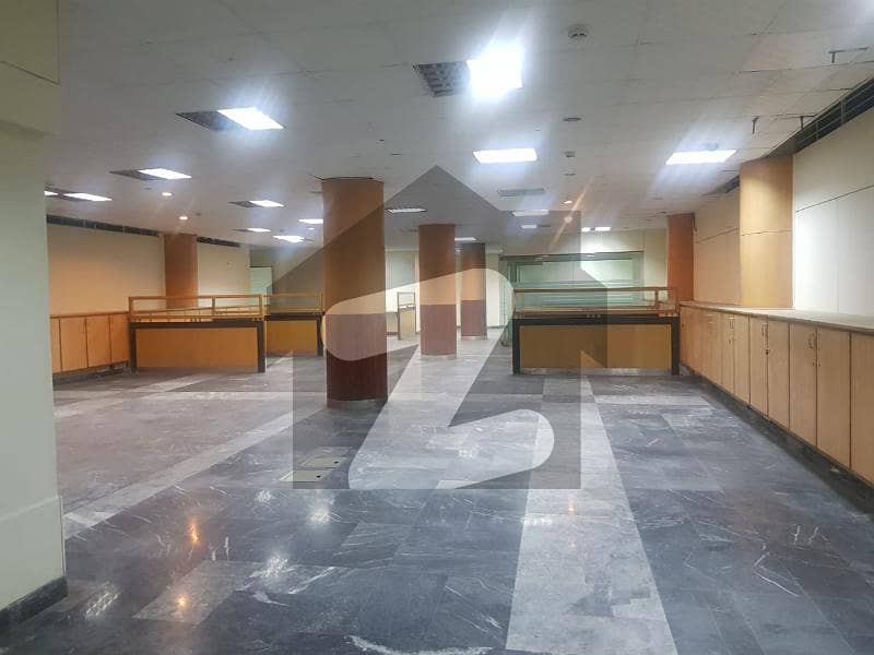 5000 Sq,ft Commercial Hall Is Available For Rent