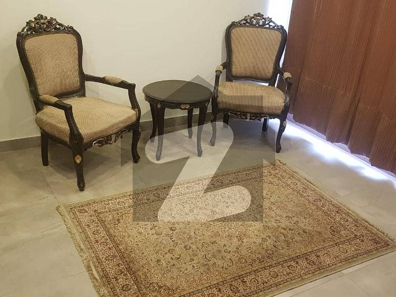 1 BED FULLY FURNISHED FULL LUXURY IDEAL LOCATION FLAT FOR RENT IN BAHRIA TOWN LAHORE