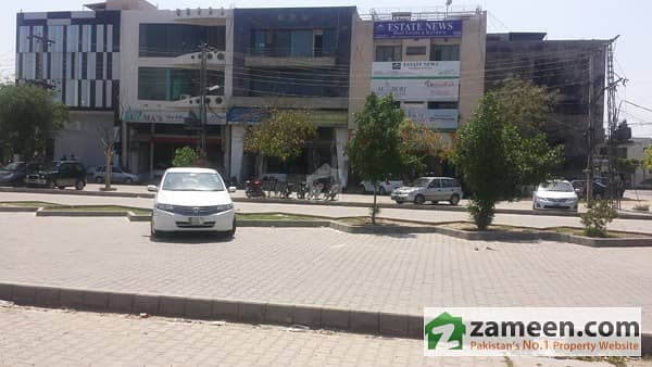 4 Marla Commercial Plot For Sale in Y Block with Huge Parking