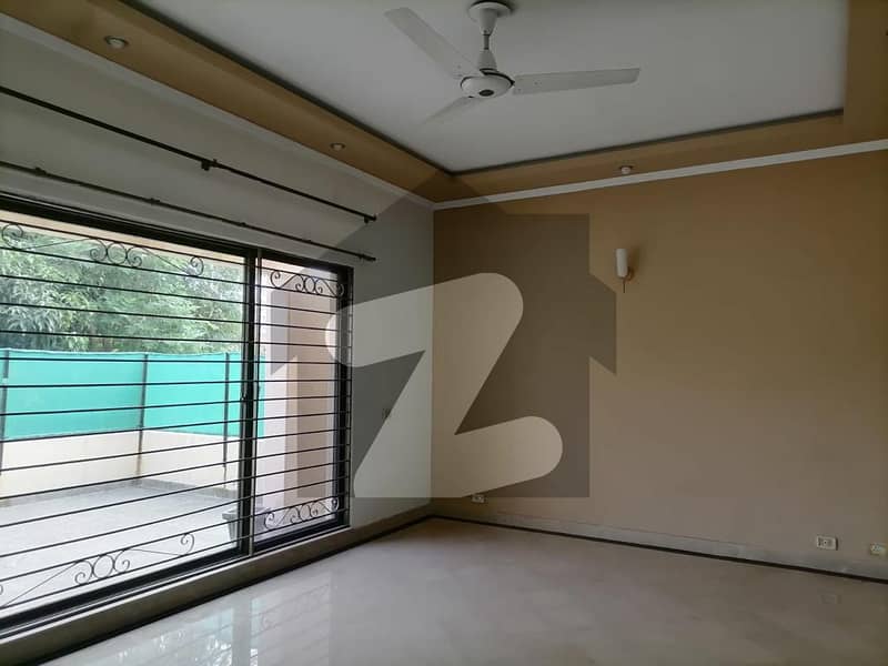 In Dha Phase 4 - Block Gg 2250 Square Feet House For Rent