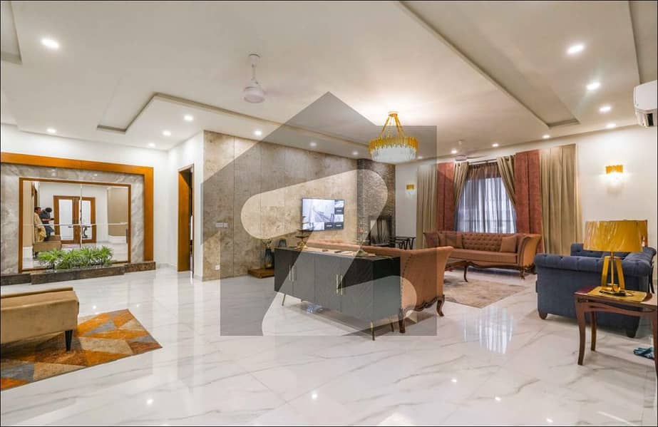 ڈیوائن گارڈنز لاہور میں 5 کمروں کا 1 کنال مکان 1.8 لاکھ میں کرایہ پر دستیاب ہے۔