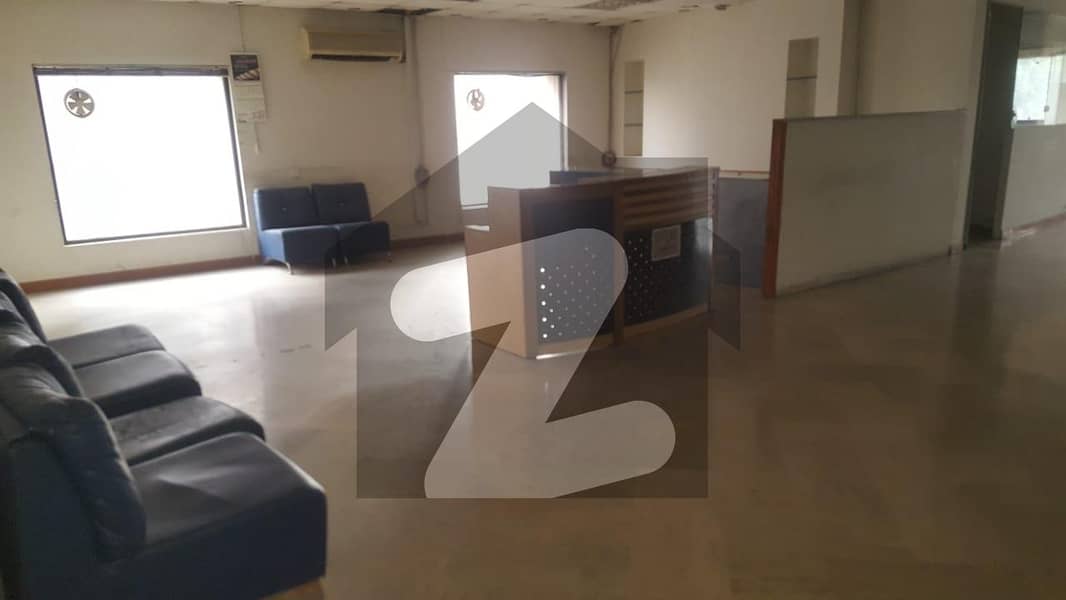 Stunning And Affordable Office Available For Rent In Gulberg