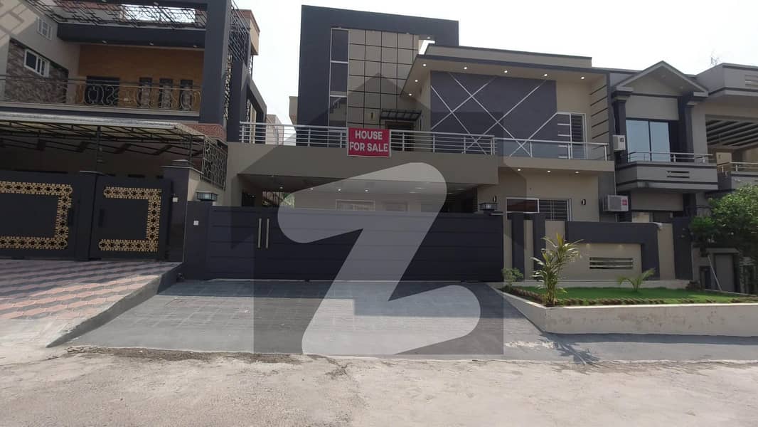 میڈیا ٹاؤن ۔ بلاک بی میڈیا ٹاؤن راولپنڈی میں 6 کمروں کا 11 مرلہ مکان 4.75 کروڑ میں برائے فروخت۔