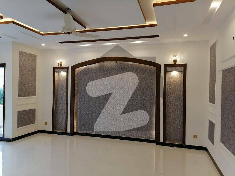 ONE KANAL FULL HOUSE AVAILABLE FOR RENT IN VALENCIA TOWN LAHORE