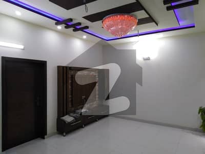 ویسٹ مرینا لاہور - جڑانوالا روڈ لاہور میں 3 کمروں کا 5 مرلہ فلیٹ 47 لاکھ میں برائے فروخت۔