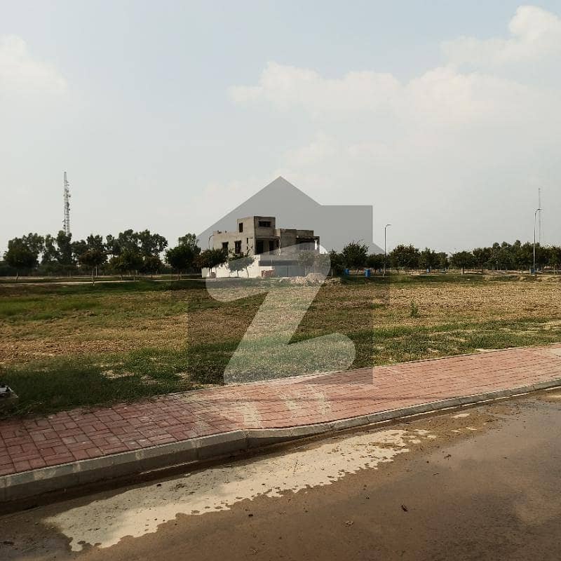 8 Marla Commercial Plot Available For Sale At Enchanting Location In Bahria Orchard Phase 4 Block G1.