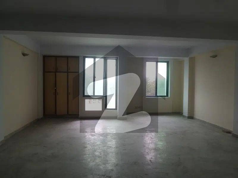 To sale You Can Find Spacious Building In G-9 Markaz