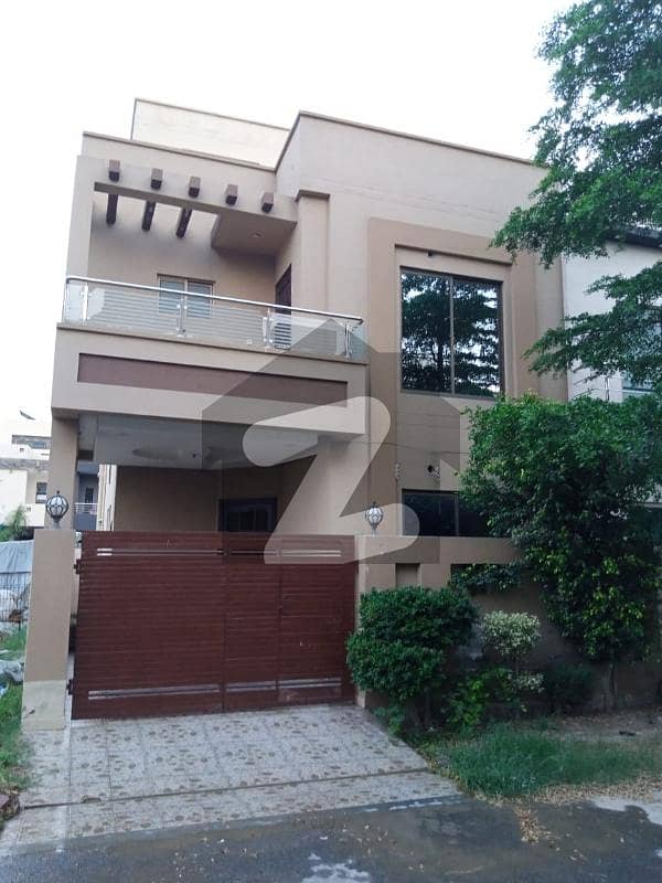 5 Marla Owner Build House In Dha Rahbar 4 Bedrooms