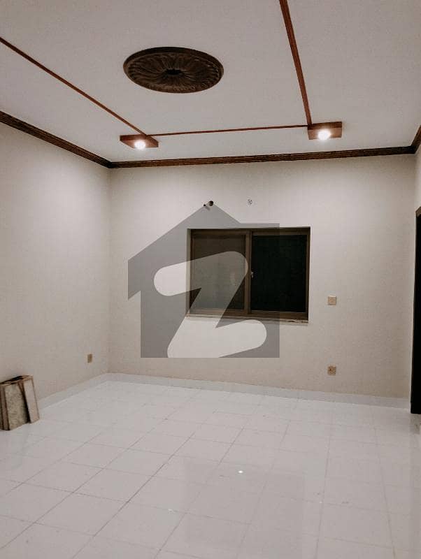 این ایف سی 1 لاہور میں 6 کمروں کا 1 کنال مکان 1.5 لاکھ میں کرایہ پر دستیاب ہے۔