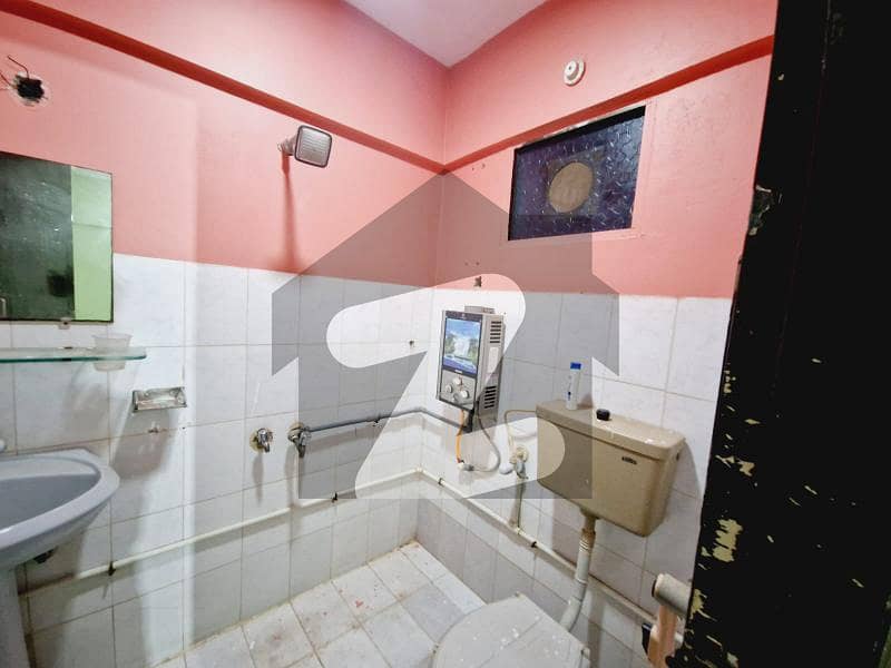 2 Bed Dd Flat Available For Rent Gulistanejauhar Block 14 Near