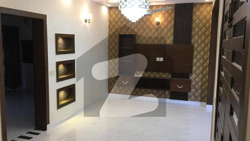Bahria Town Lahore House For Rent