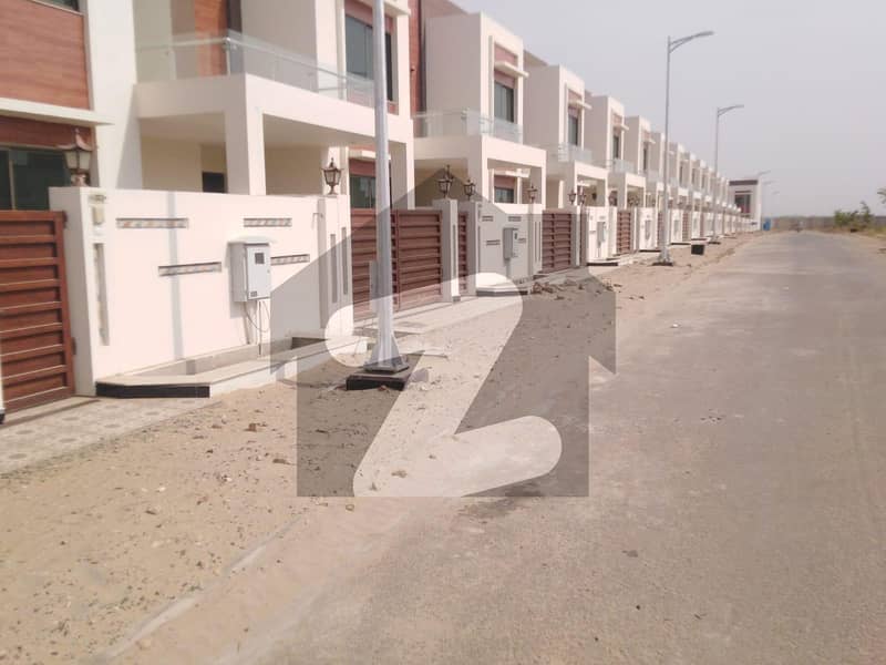 Highly-coveted 9 Marla House Is Available In DHA Defence - Villa Community For sale