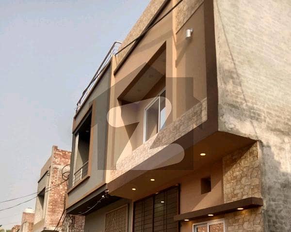 غوث گارڈن - فیز 4 غوث گارڈن لاہور میں 3 کمروں کا 3 مرلہ مکان 85 لاکھ میں برائے فروخت۔