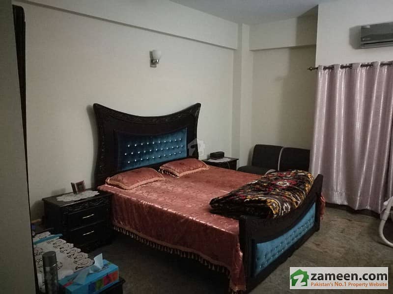 E-11/3 600 sq-ft Flat One Bedroom Lounge Kitchen Rented 18 Thousand Gas Electric 2nd Floor Front Facing