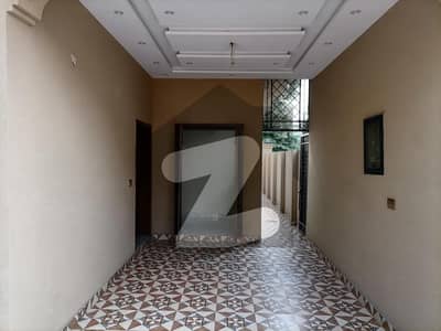 مرغزار آفیسرز کالونی لاہور میں 5 کمروں کا 10 مرلہ مکان 2.78 کروڑ میں برائے فروخت۔
