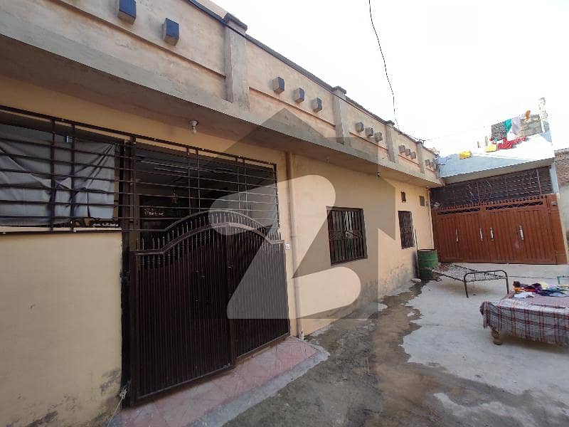 ڈیفنس روڈ راولپنڈی میں 2 کمروں کا 3 مرلہ مکان 48 لاکھ میں برائے فروخت۔