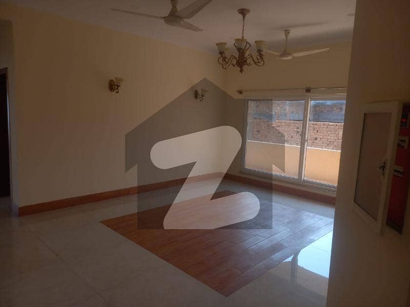 Sector C 1 Kanal Good Location House For Rent