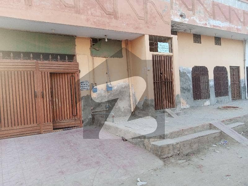 شافی ٹاؤن رحیم یار خان میں 5 کمروں کا 10 مرلہ مکان 35 ہزار میں کرایہ پر دستیاب ہے۔