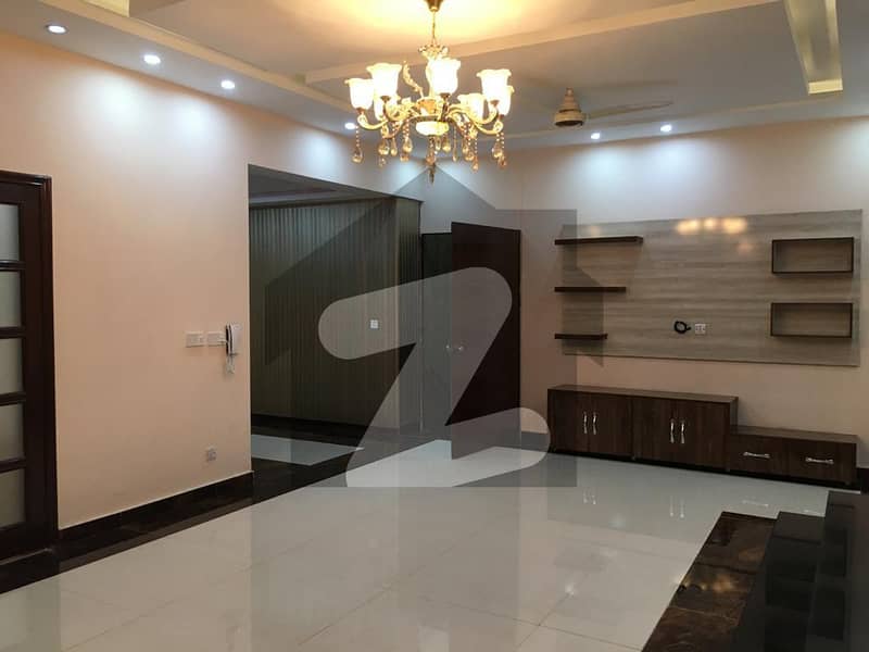 1 Kanal House Is Available For rent In DHA Phase 4 - Block HH