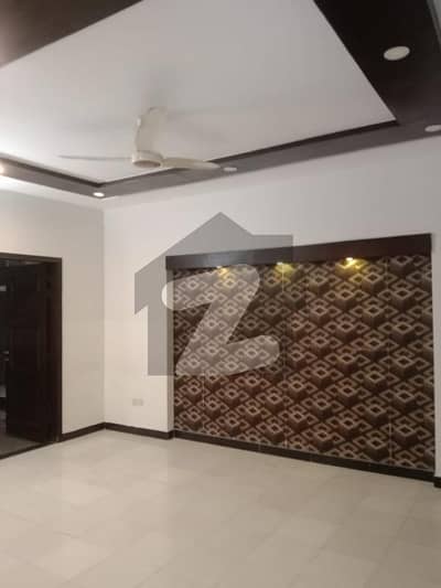 2 Kanal Good Location House Is Available For Rent In Nespak Housing Society - Phase 1 - Block D1 2 Kanal Good Location House Is Available For Rent In Nespak Housing Society - Phase 1 - Block D1