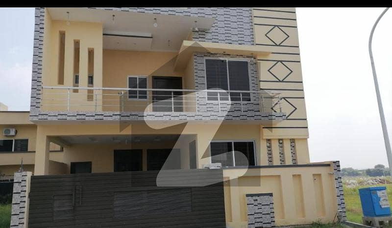Block J Ideal 7 Marla House For Sale