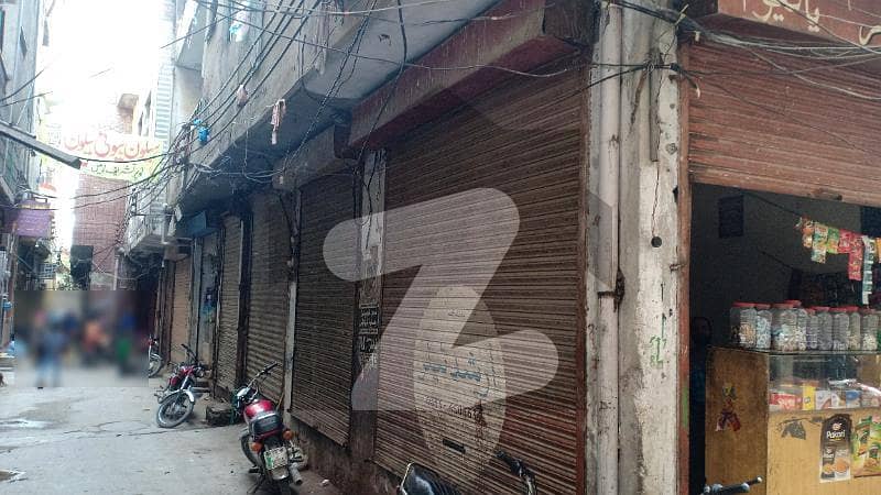 اچھرہ لاہور میں 8 مرلہ عمارت 2.5 کروڑ میں برائے فروخت۔