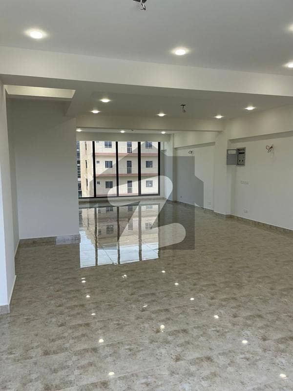 Brand New 200 Sq Yards Building For Rent In Phase 8