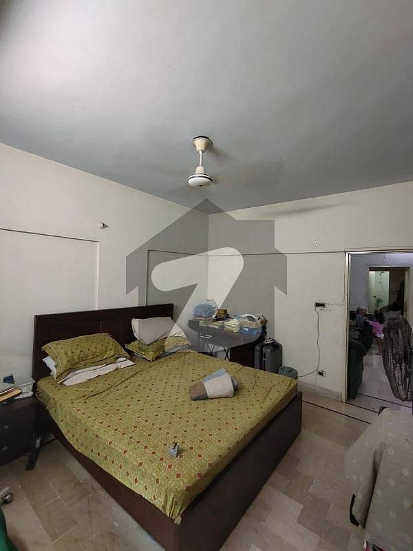 Haroon Royal City Phase 2 GulistaneJauhar Block 17, Gulistane