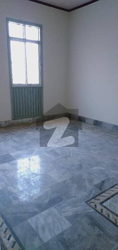 675 Square Feet Upper Portion In Momin Town For Rent