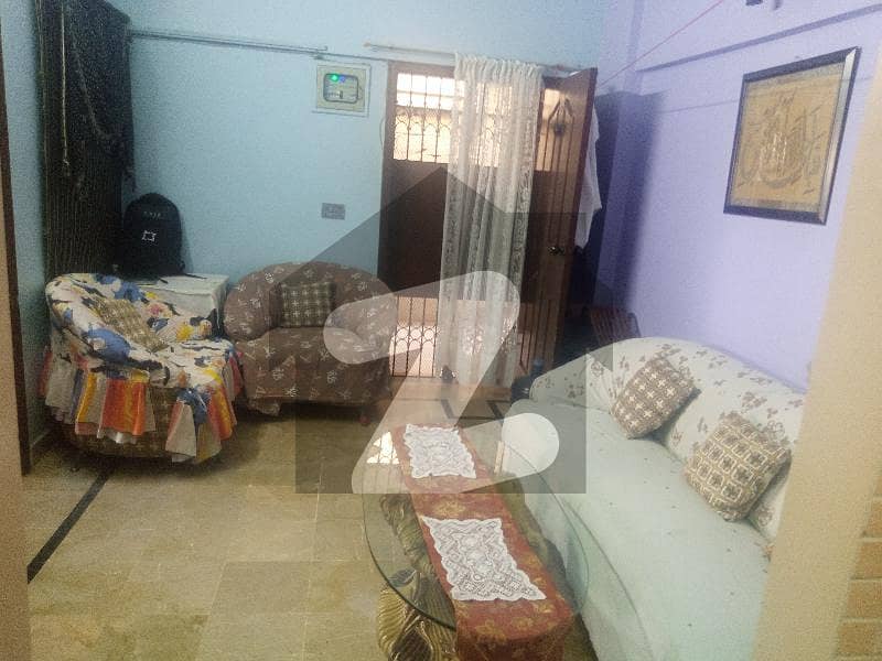 2 Bed Lounge Park Face Flat - Nazimabad No 4