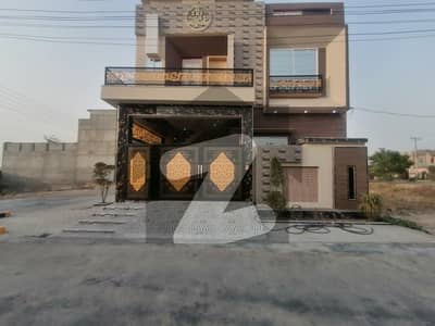 Ideally Located House Of 5.7 Marla Is Available For sale In Khayaban-e-Manzoor