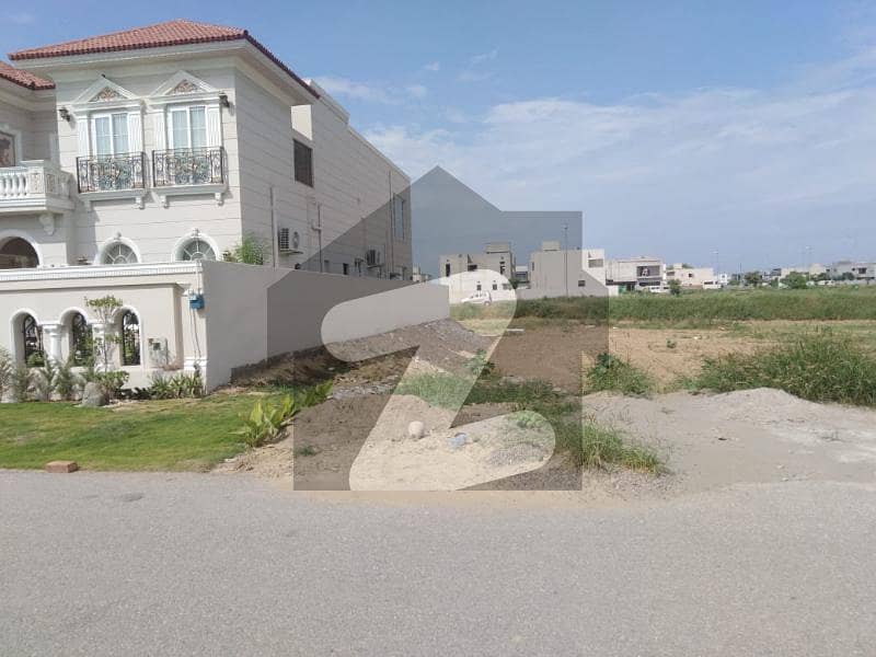 CORNER 10 Marla Developed Residential Plot For Sale In Tauheed Block