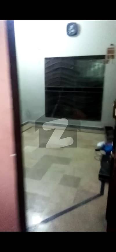 Double Storey 5 Marla House Available In Cantt View Colony For rent