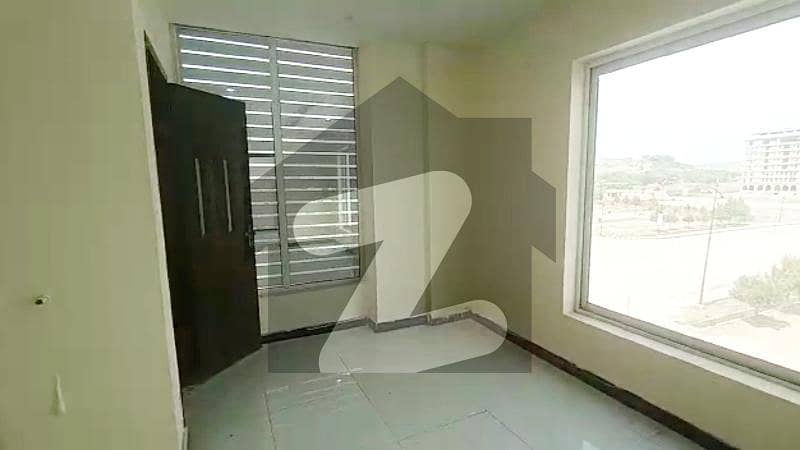 Corner Ready Apartment Available For Sale