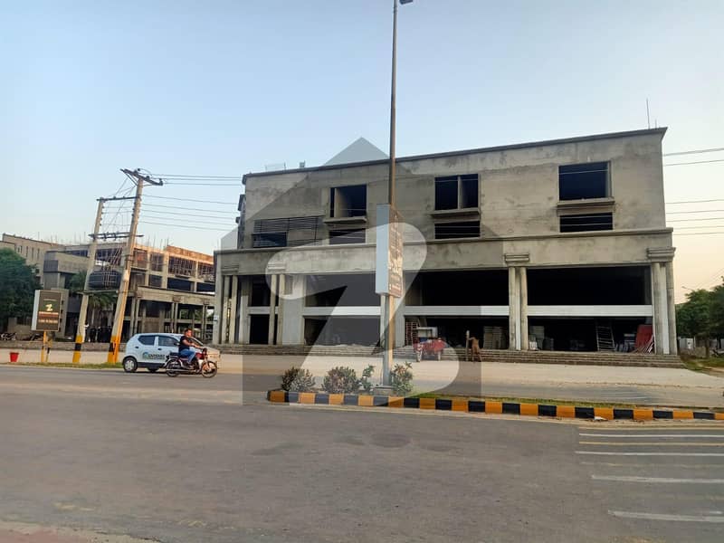 370 Square Feet Shop Situated In Mall Of Gujrat For Sale