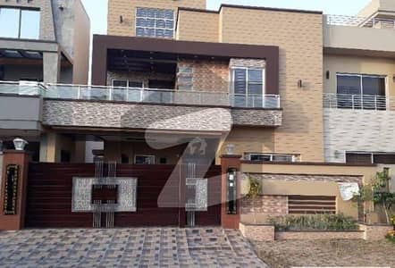 House Available For Rent Khawaja Garden Society Boundary Wall Faisalabad Vip Location