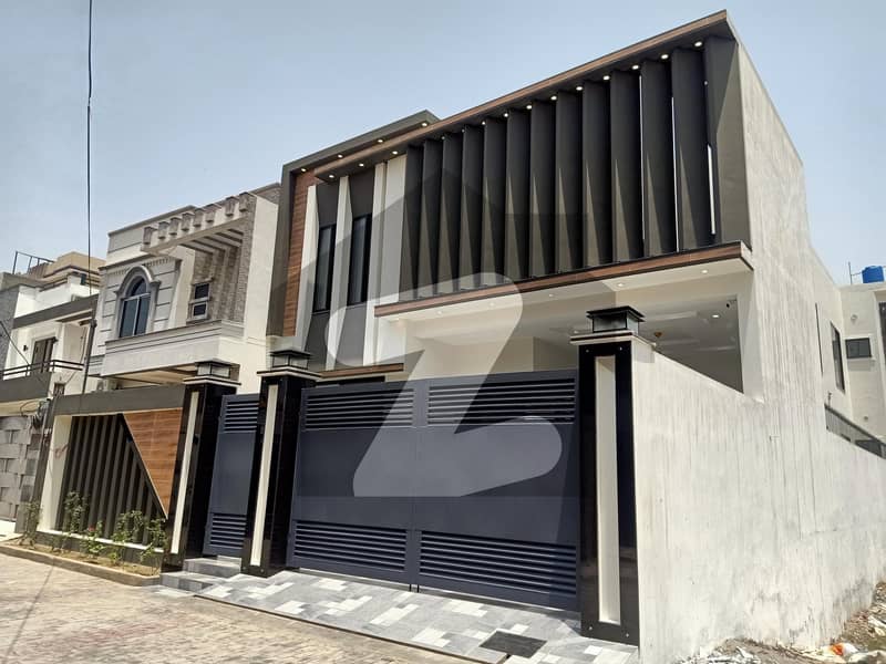 11 Marla House For sale In Beautiful Dar-ul-Islam Housing Society