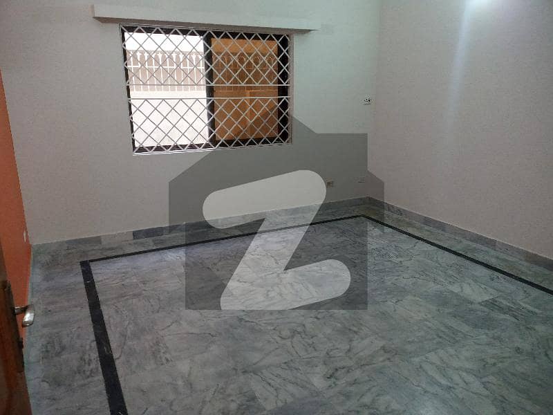 F,8/ Markaz Commercial Flat 3rd Floor 3 bed 2 Bath Tvl Marble Floor Suitable For Office