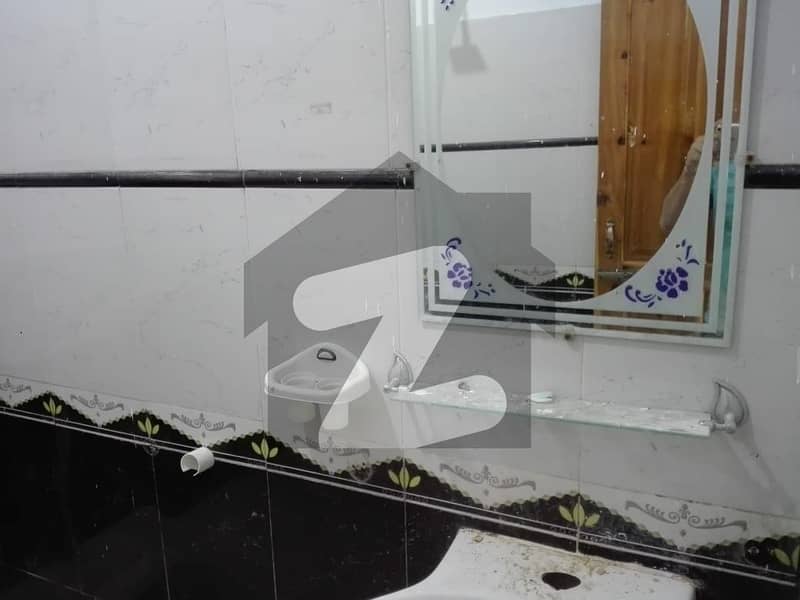 حبیب اللہ کالونی ایبٹ آباد میں 6 کمروں کا 10 مرلہ مکان 3.5 کروڑ میں برائے فروخت۔ حبیب اللہ کالونی ایبٹ آباد میں 6 کمروں کا 10 مرلہ مکان 3.5 کروڑ میں برائے فروخت۔