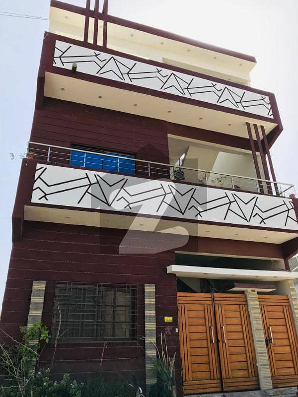 House Available In Gulshan E Roomi