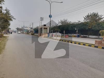 Plots for Sale in DC Colony Gujranwala - Zameen.com