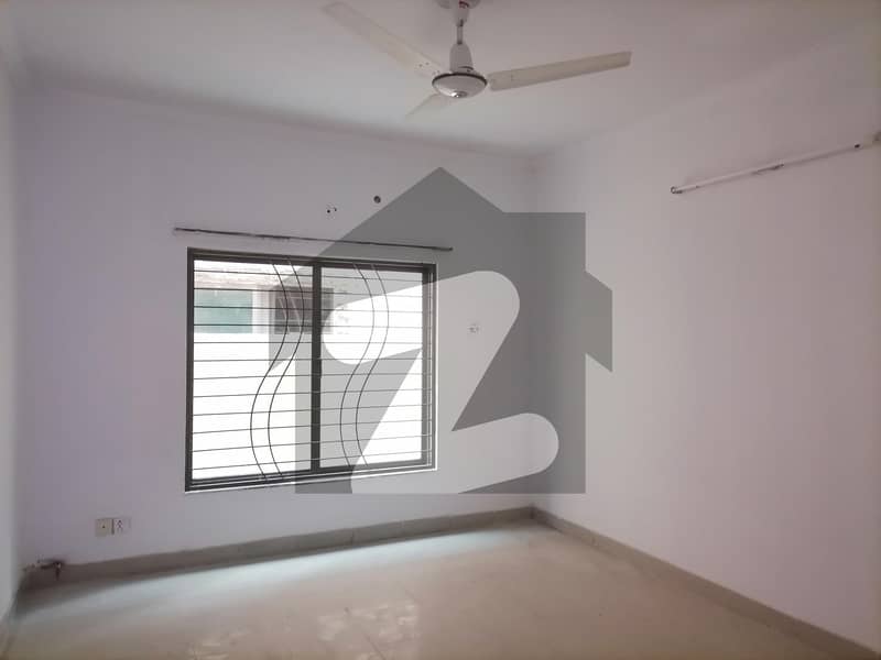 Premium Corner 12 Marla House Is Available For rent In Lahore