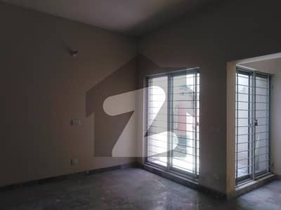 Upper Portion Of 788 Square Feet Is Available For Rent In Ghazi Road