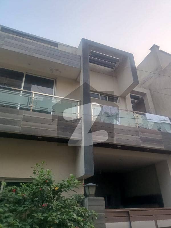 House For Sale Situated In New Super Town New Super Town, Lahore