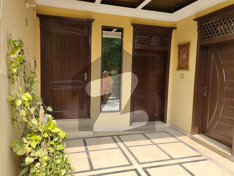 25*50 Full House Available For Rent In G-11 With Extra Land