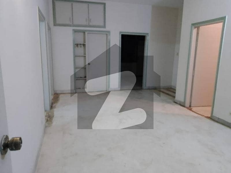 Pha Flat G-8 4 , B-type (1310 Sq. Ft) 2nd Floor, 3 Beds, 2 Baths, Tv Lounge, Kitchen, Store, Gas Available, Prime Location Near To Markaz