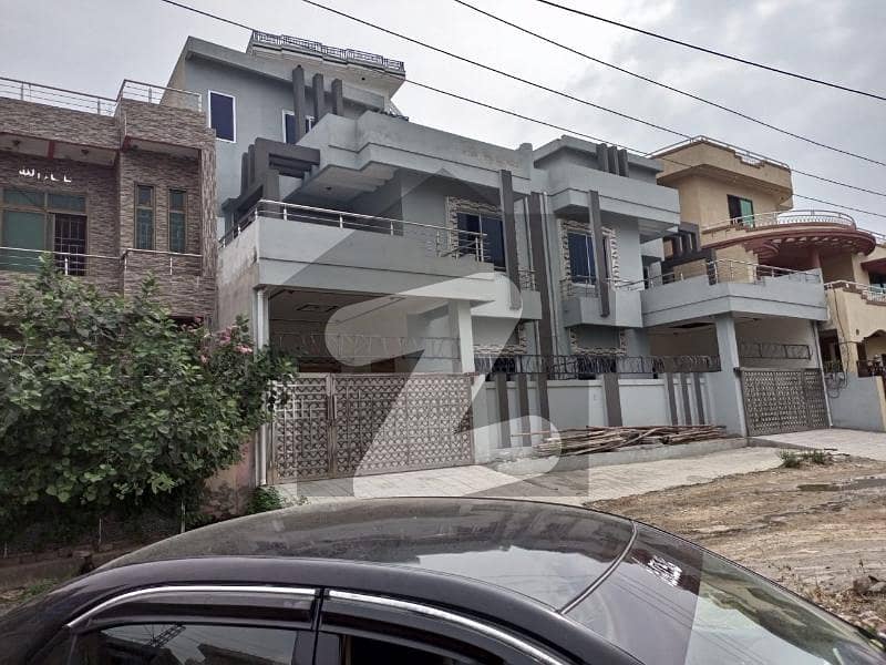 A Pair Of Double Story Houses Of Size (30x60) Located At Sitara Shoes Street Mirpur Are Available For Sale