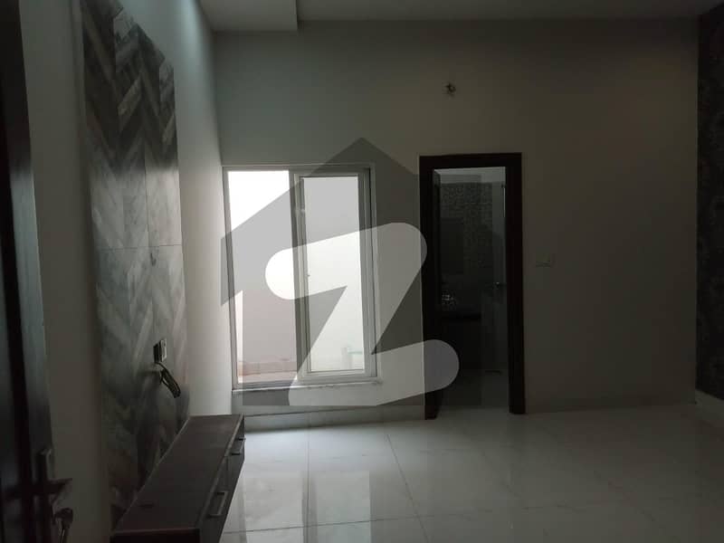 House Sized 5 Marla Is Available For rent In Khayaban Gardens