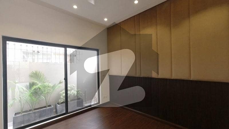 8 Marla House In Central DHA Phase 6 - Block C For rent