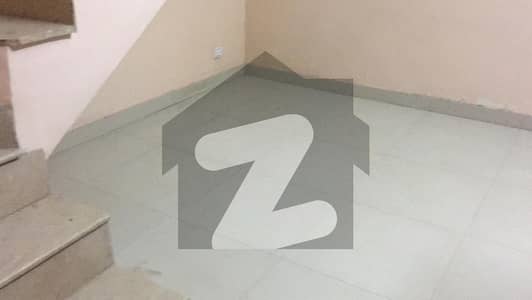 House Of 240 Square Yards In Gulshan-e-Iqbal - Block 16 Is Available